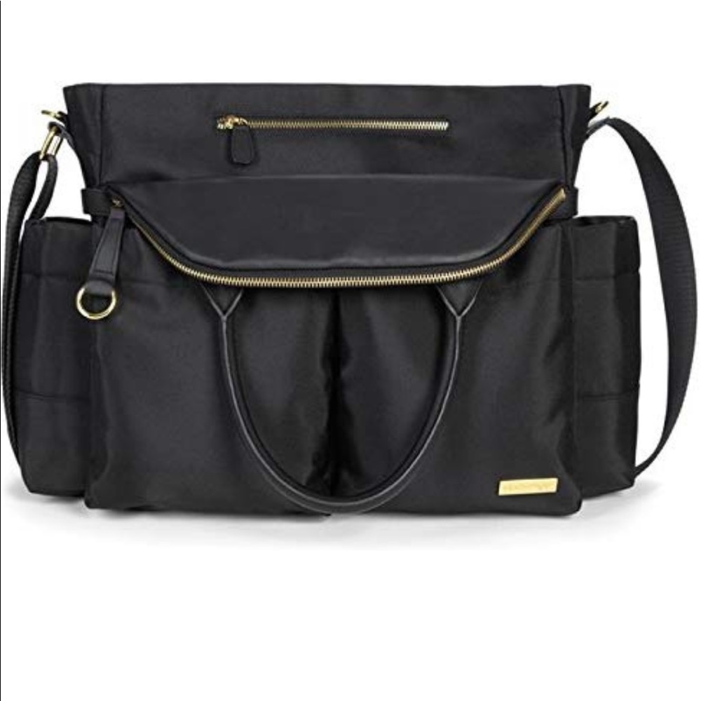 Skip Hop Chelsea Downtown Chic diaper satchel